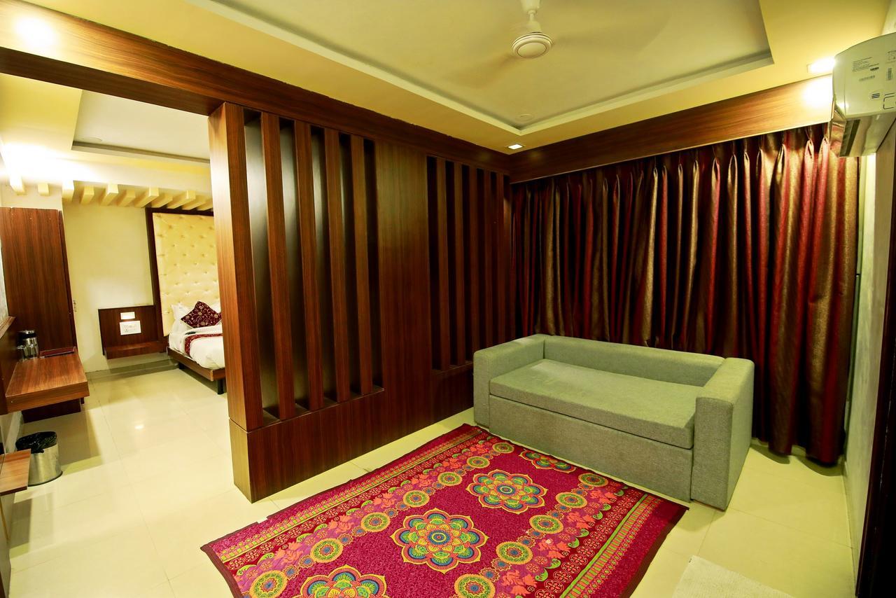 Hotel Sunflower Udaipur Exterior photo