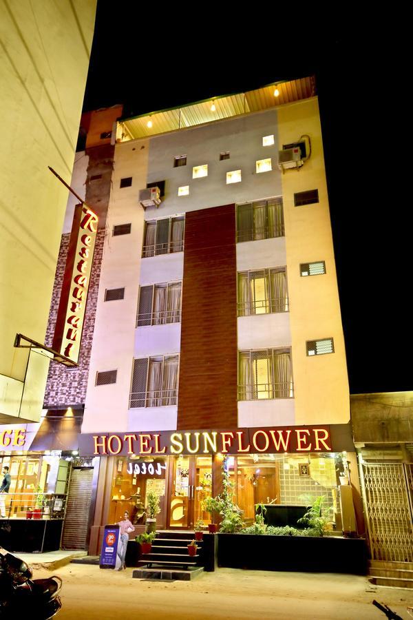 Hotel Sunflower Udaipur Exterior photo